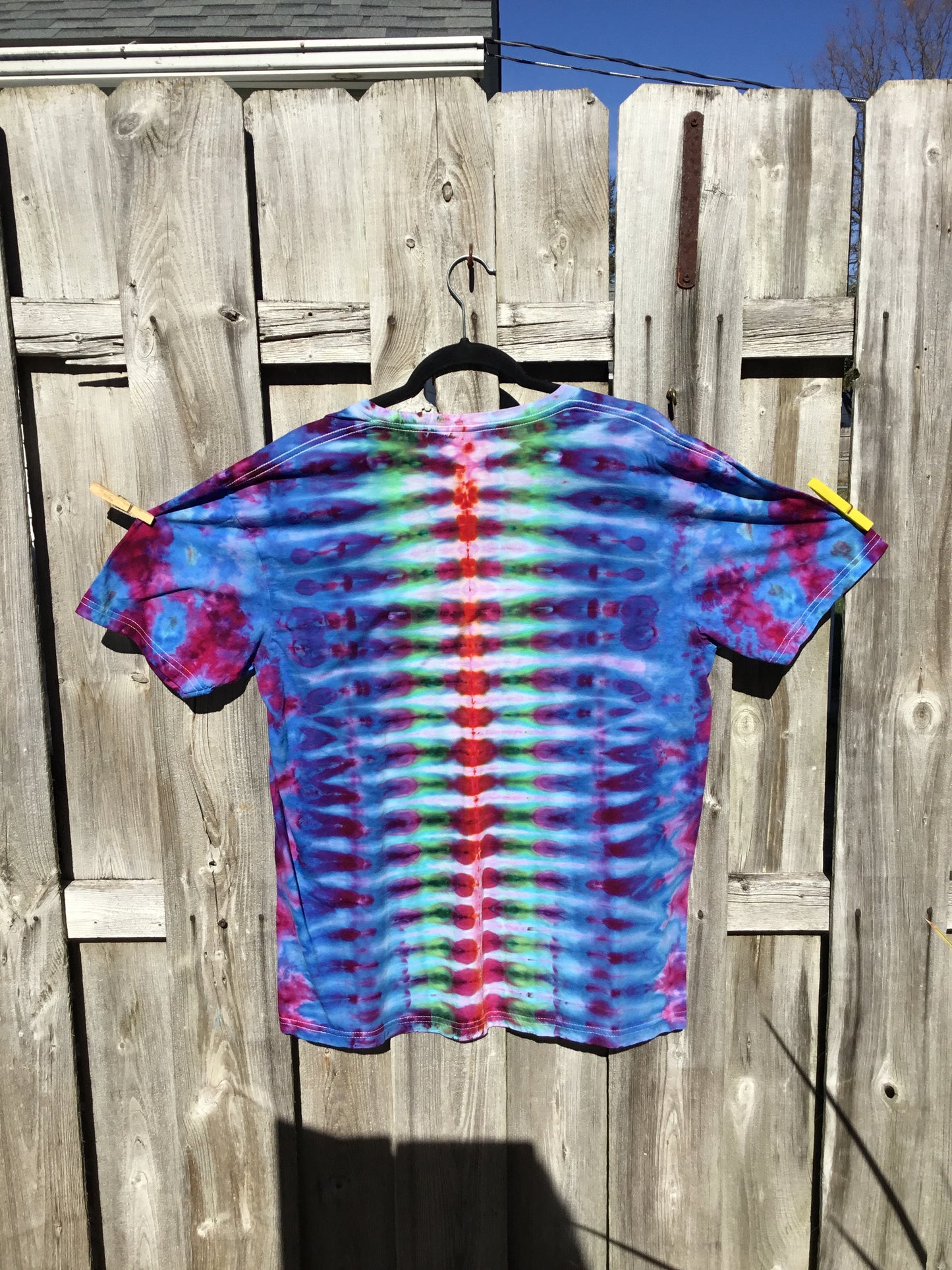 Ice dye softstyle large tee $30