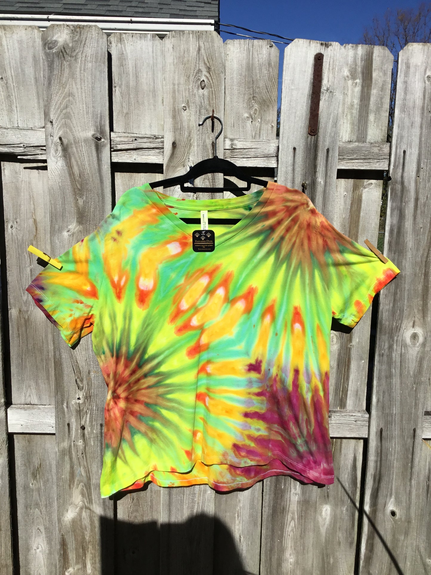 Ice dye softstyle tee $35 v-neck 2XL