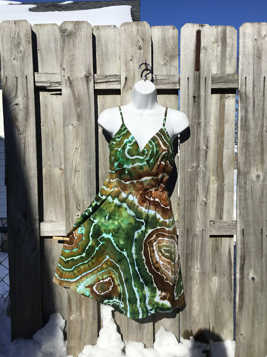 V neck spaghetti strap swing dress w/pockets size medium price 65.00