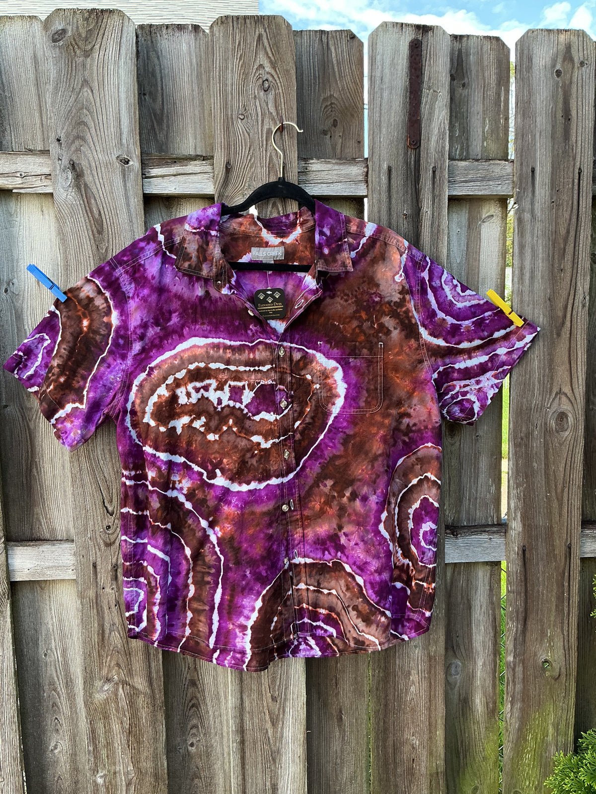 XL short sleeve button up shirt
