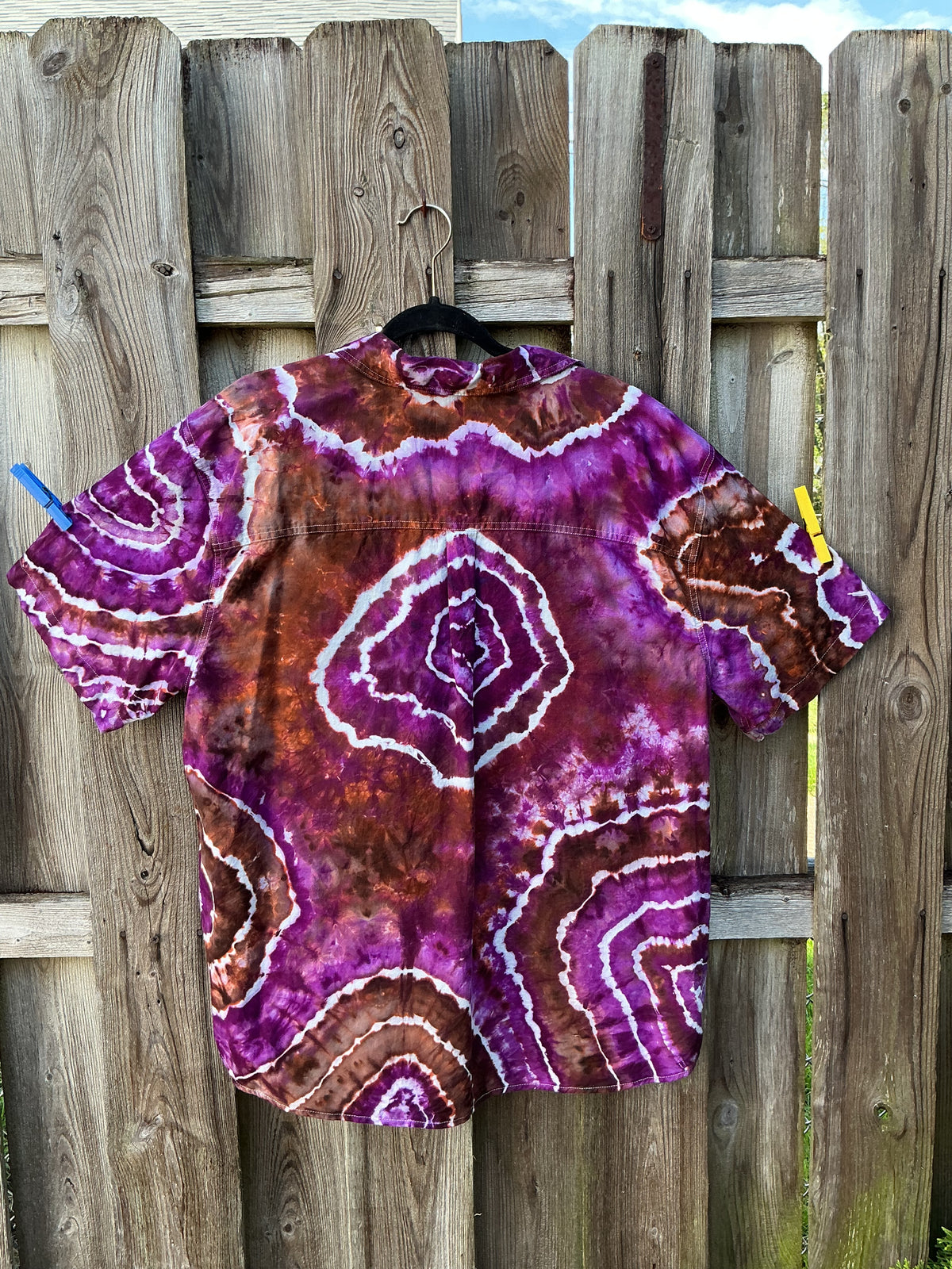 XL short sleeve button up shirt